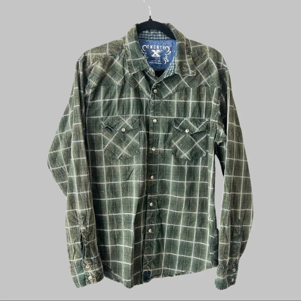 Twenty X Cotton Plaid Distressed Button Down Western Shirt